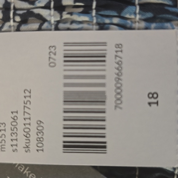 Women's Dress - Picture 8 of 8